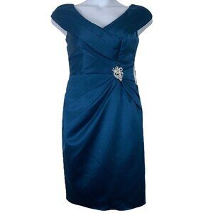 Formal Dress Size 8 Blue Satin Like Gathered Front V Neck Lined NEW JJs House